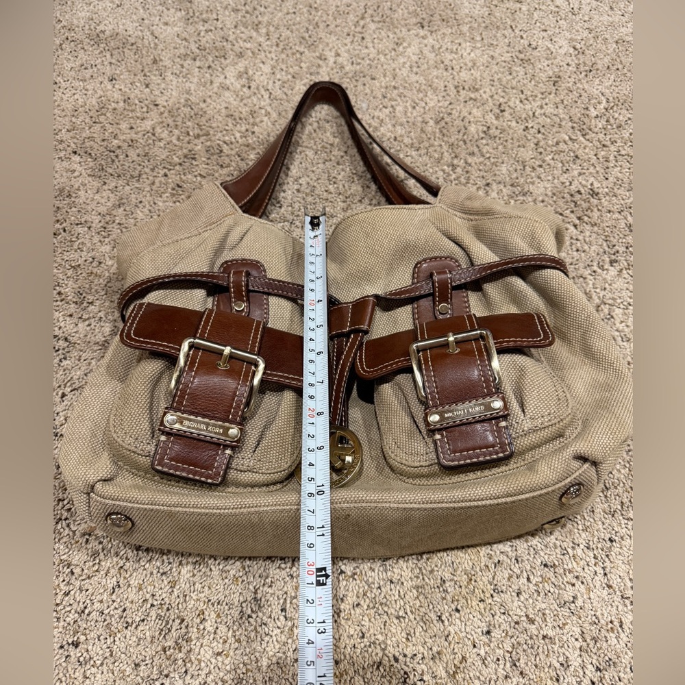 Michael Kors Cream and Brown Shoulder Bag - Picture 3 of 10